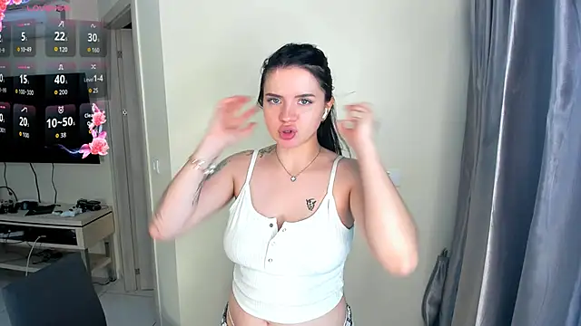 XXX chat uživo modela Evelyne_xxo
