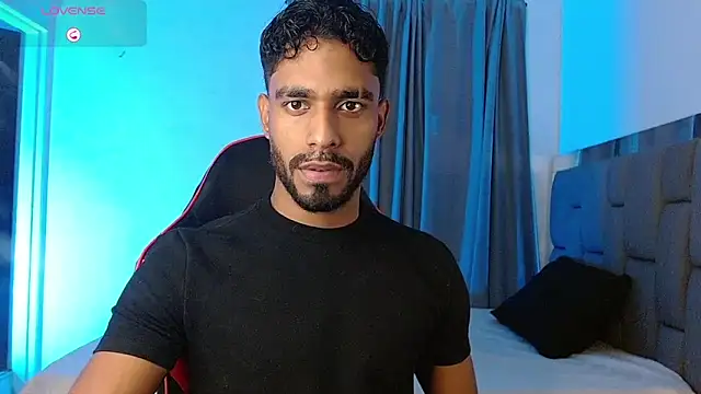 Show modela Damiano_walker na web-kameri