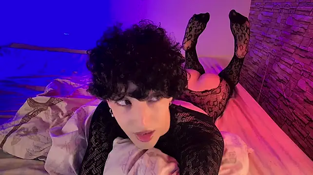 xFemboyToy 网络视讯表演