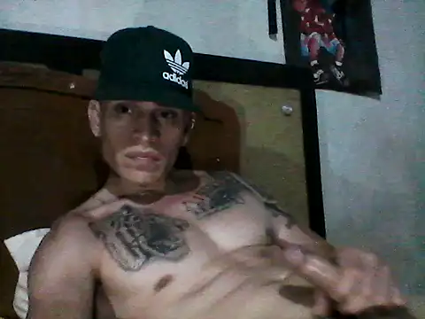 Show modela kanonbigcock90 na web-kameri