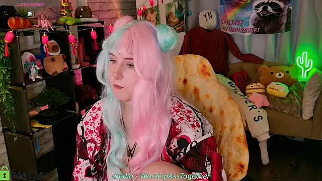 Candy-yeah's Live XXX Chat