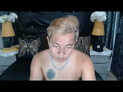 PRIMOLOVEXX 网络视讯表演