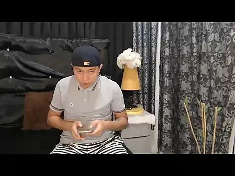 PRIMOLOVEXX 网络视讯表演