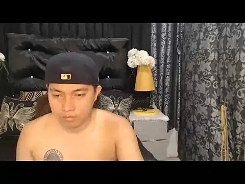 PRIMOLOVEXX Pertunjukan Webcam