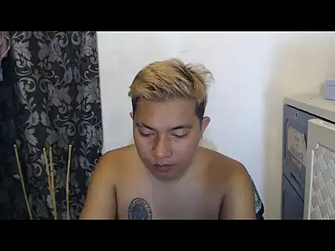 PRIMOLOVEXX Pertunjukan Webcam