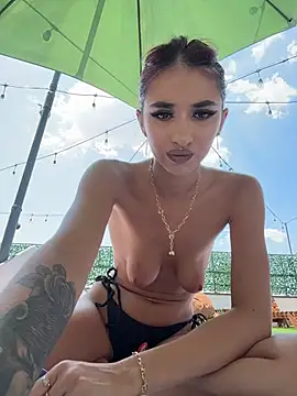 VixenRosse Webcam show