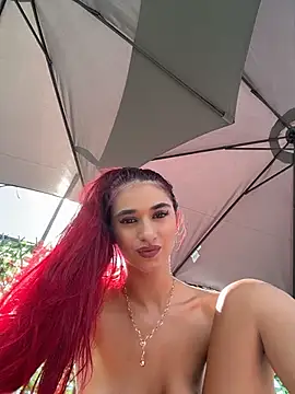 VixenRosse: διαδικτυακό σόου στην κάμερα