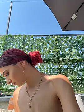 แชท XXX สดของ VixenRosse