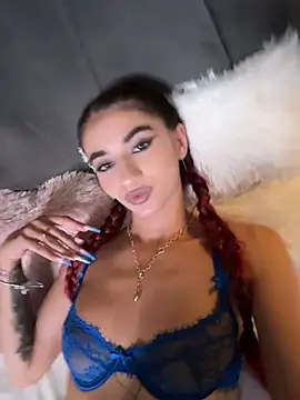 VixenRosse Adlı Modelin Canlı XXX Sohbeti