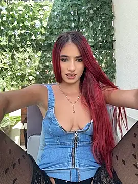 دردشة VixenRosse الجنسية المباشرة