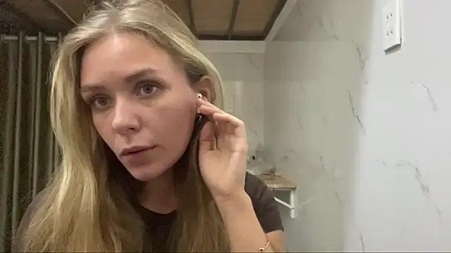 One_On_Mllion Live XXX-Chat