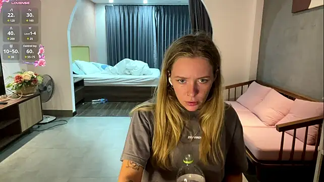 One_On_Mllion's Webcam Show