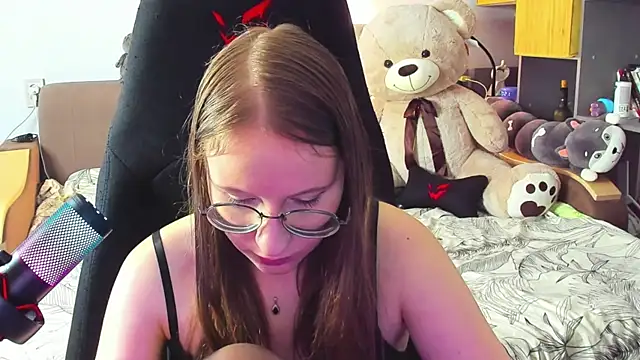 VelvettSinn Live XXX-Chat