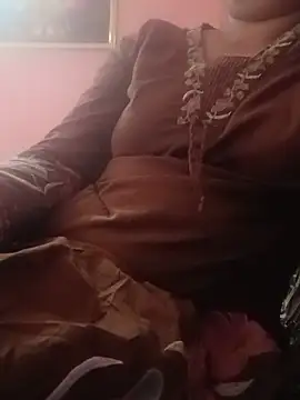 Pokazy przed kamerką – Gujjubhabhi_69