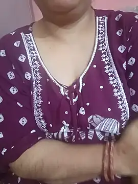 Gujjubhabhi_69's Webcam Show