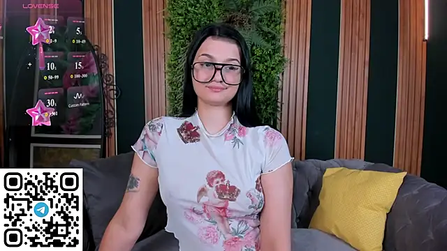 SolaZolaz's Live XXX Chat