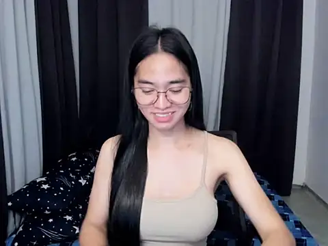 AsianPetiteMarian Webcamshow