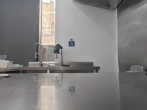 brownskinbull1 – Kamerová šou