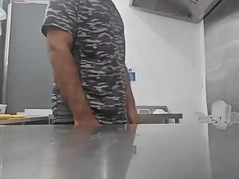 brownskinbull1 Show in webcam