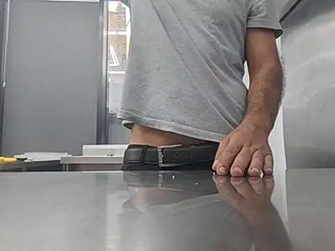 brownskinbull1 – webcam-show