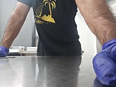 brownskinbull1のウェブカメラショー