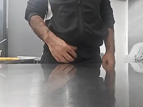 brownskinbull1 Show in webcam