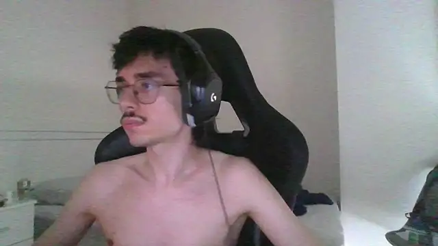 gabrielNovin17cm webkamerás műsora