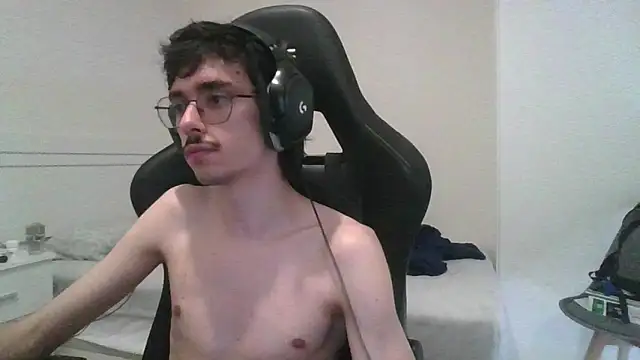 gabrielNovin17cmn Webbikameraesitys