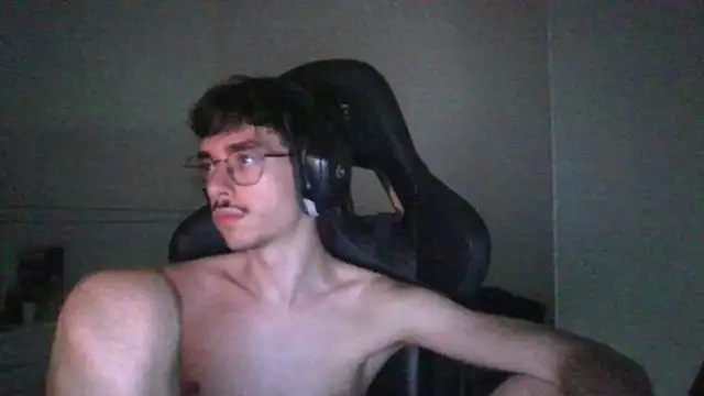 Show de gabrielNovin17cm na webcam