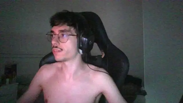 gabrielNovin17cm's Webcam Show