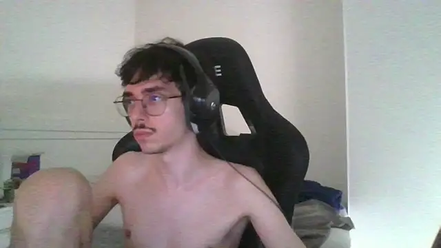 gabrielNovin17cm Show in webcam