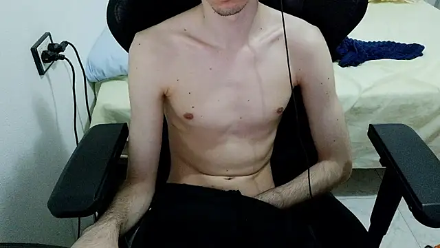 Вебкам-шоу gabrielNovin17cm