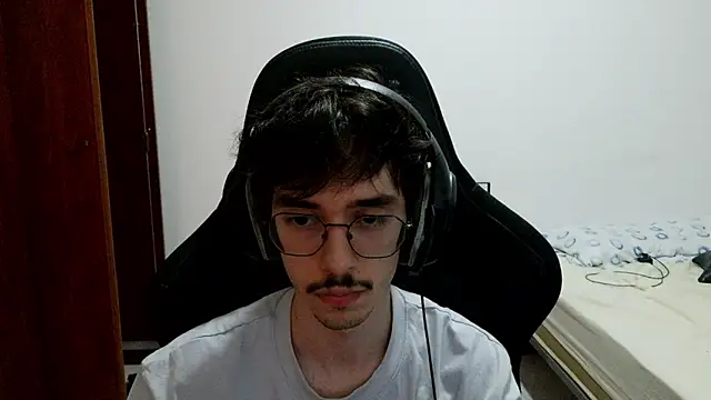 Вебкам-шоу gabrielNovin17cm
