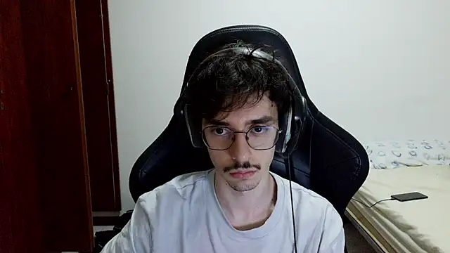 Show modela gabrielNovin17cm na web-kameri