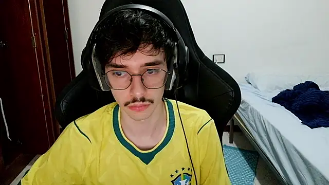 gabrielNovin17cm Show in webcam