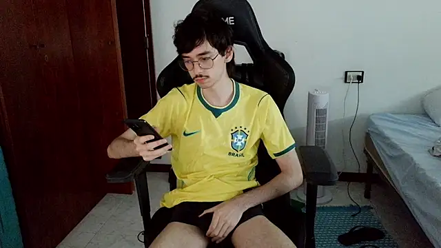 gabrielNovin17cm webcam show
