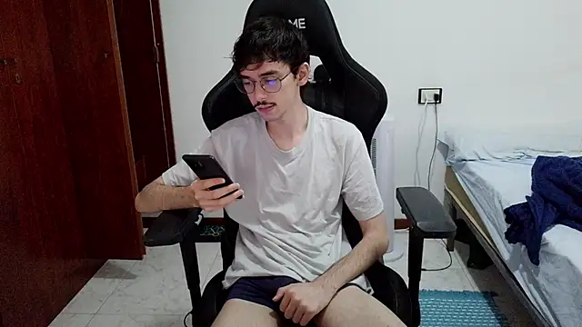 gabrielNovin17cm Webcamshow