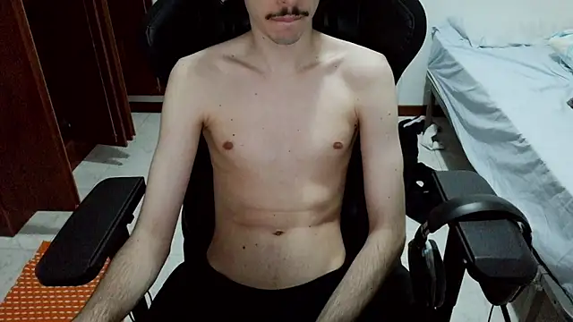 Show de gabrielNovin17cm na webcam