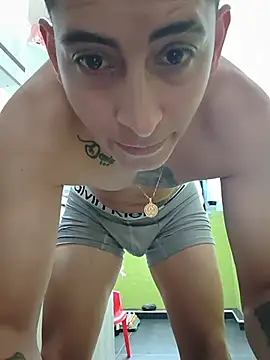 Tiger_cryad Pertunjukan Webcam