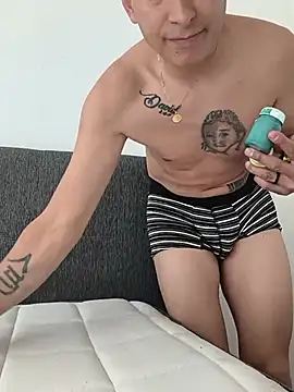 Webkamerová show Tiger_cryad