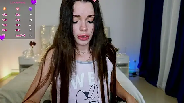 Little_cuti1e: онлайн-секс-чат