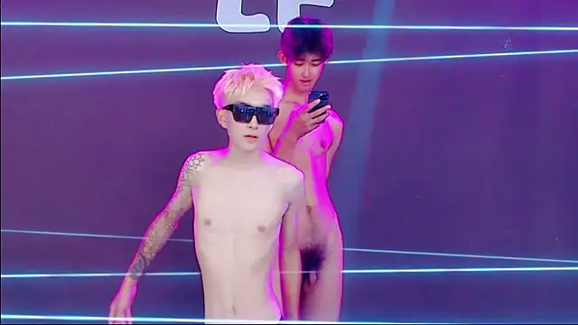 M-handsome-boy 网络视讯表演