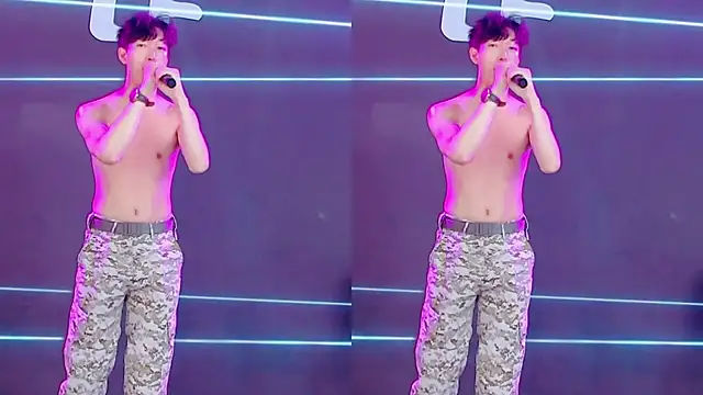 הופעת וובקאם של M-handsome-boy