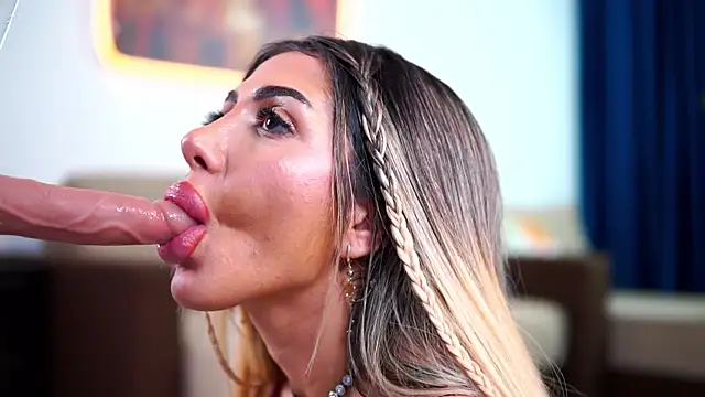 LucyyRosse – Live XXX-chat