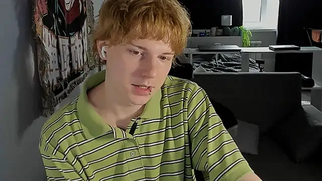 Benjamin_Bo's Webcam Show