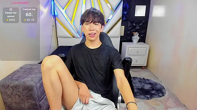 KaitoNoir – webcam-show