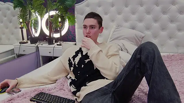 Swag_owner Adlı Modelin Web Kamerası Şovu