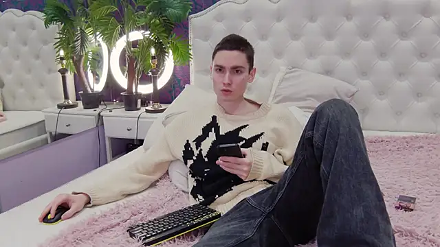 Show modela Swag_owner na web-kameri