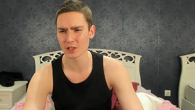 הופעת וובקאם של Swag_owner