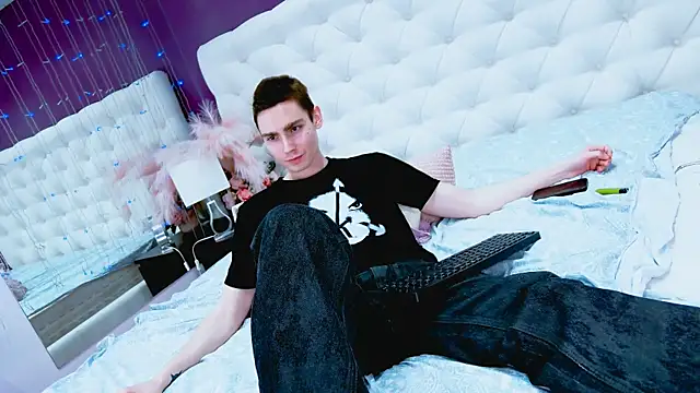 Swag_owner Show in webcam